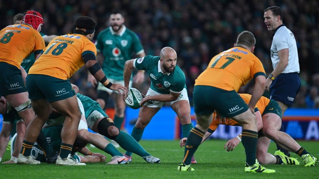 Ryan Lonergan elogia a Jamison Gibson-Park como un medio scrum de nivel mundial