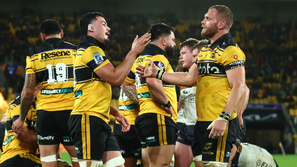 Hurricanes aplastó a Brumbies y estira la mala racha australiana en Nueva Zelanda