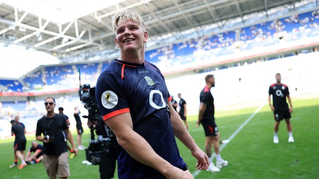 Dan Biggar elogia la gestión de Borthwick con Henry Pollock en Inglaterra