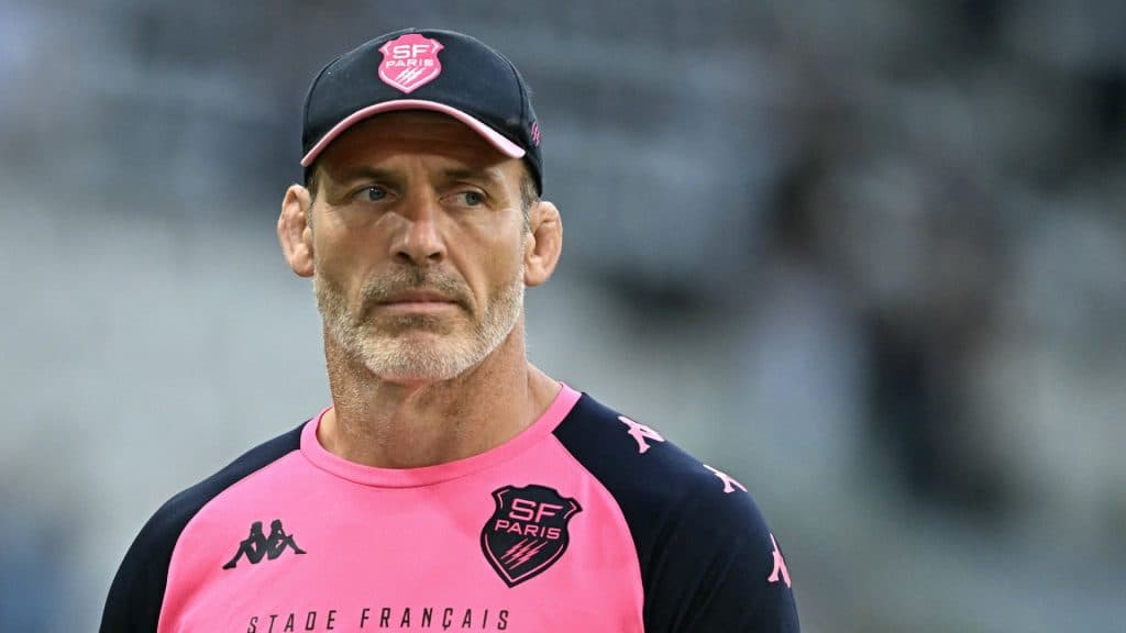 Stade Francais y Paul Gustard negocian su continuidad como coach de defensa