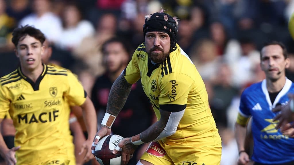 Jack Nowell evalúa una nueva oferta para continuar en La Rochelle