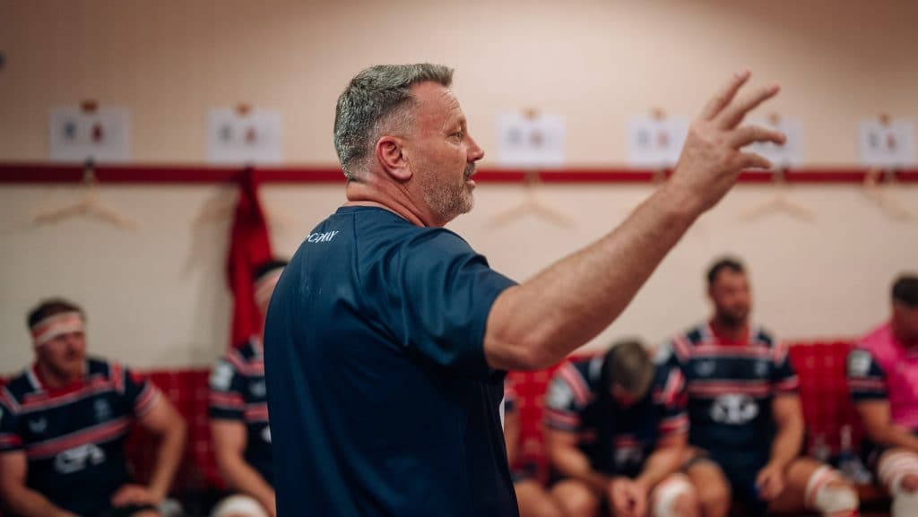 Hong Kong China confirma a Andrew Douglas como head coach para Australia 2025