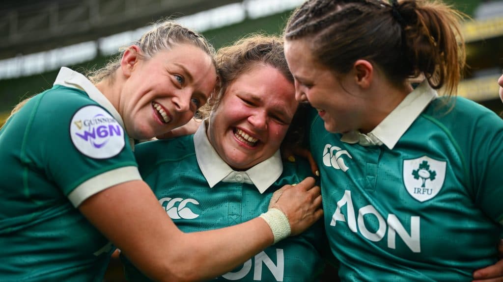 Ellena Perry, pilar de Irlanda y Gloucester Hartpury, anuncia su retiro del rugby