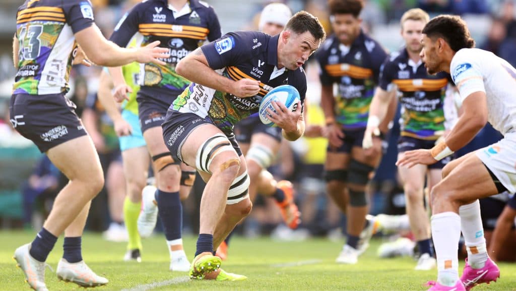 Cadeyrn Neville vuelve a Reds tras siete temporadas en Brumbies