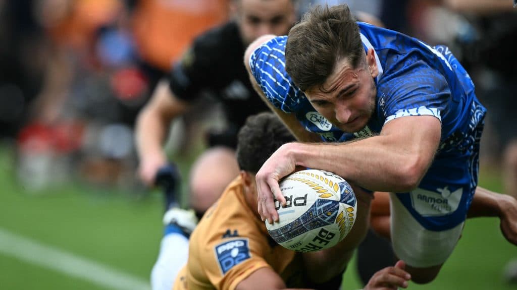 Ben Stevenson, de un curioso ritual en Vannes al try del ascenso al Top 14
