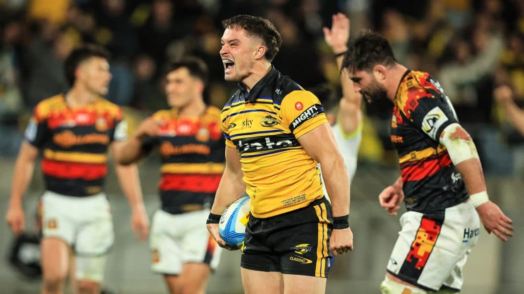 Hurricanes aplastan a Chiefs y se quedan con el Super Rugby Pacific