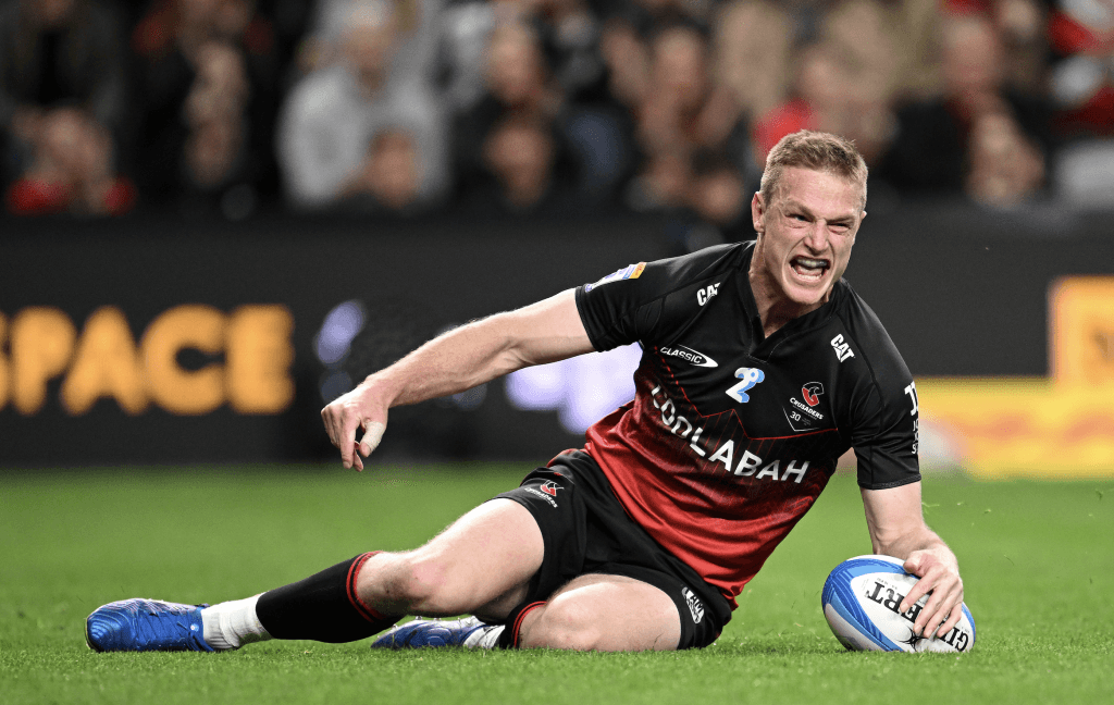 Crusaders llegan a 33 triunfos seguidos en Super Rugby tras vencer a los Blues