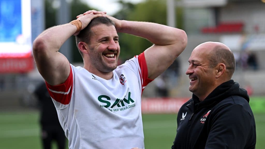 Stuart McCloskey renueva con Ulster tras una temporada destacada