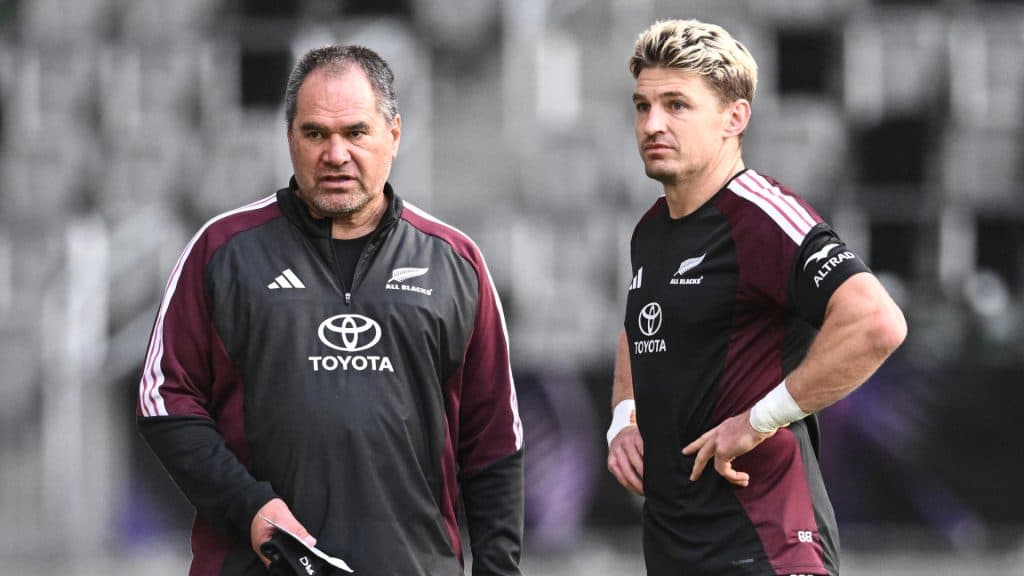 Mike Blair destaca el rol de Beauden Barrett mientras crece la figura de Love en los All Blacks