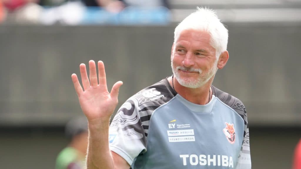 Todd Blackadder deja de ser head coach de Toshiba Brave Lupus