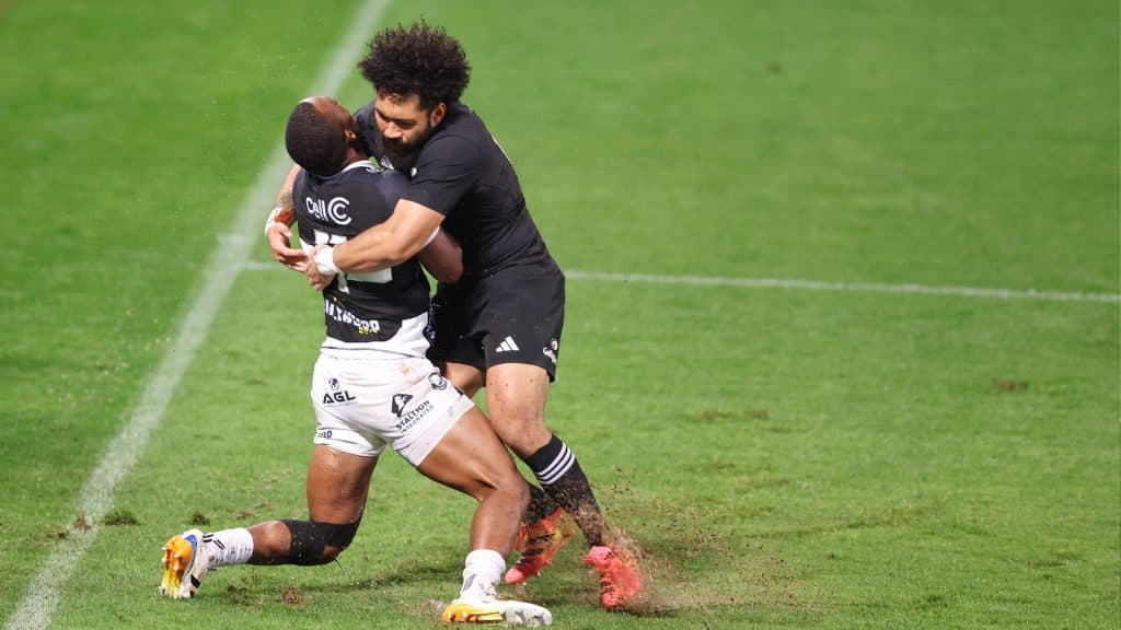 Dave Rennie marcó su preocupación por la disciplina tras goleada de los All Blacks