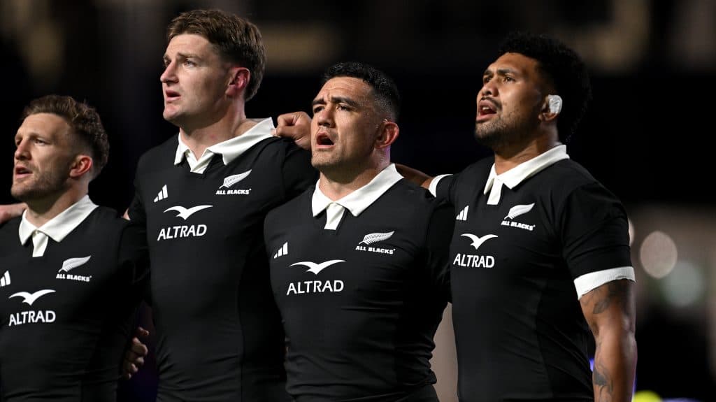 Codie Taylor cerca de volver para los All Blacks según Dave Rennie