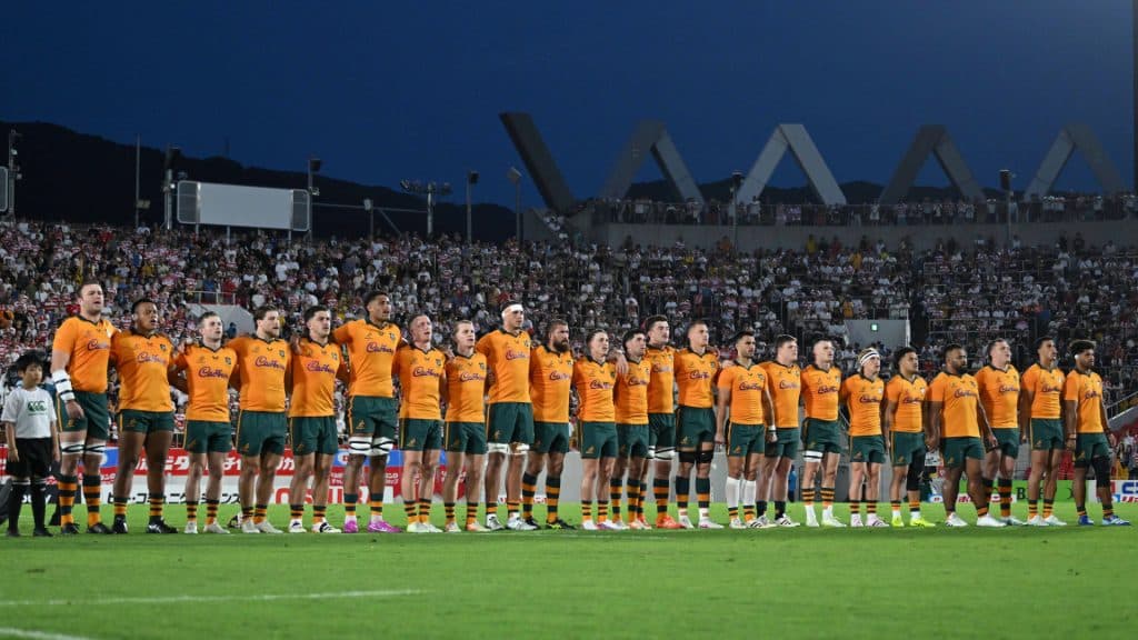 Wallabies debutan con victoria ajustada ante Japón, pese a tarjeta roja