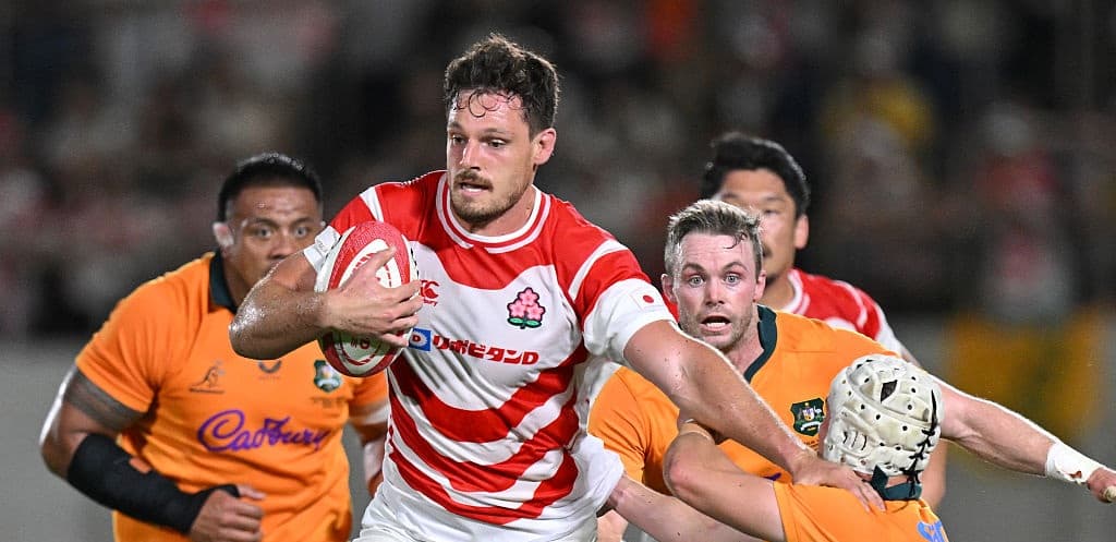 Wallabies superan a Japón en Osaka pese a jugar con uno menos