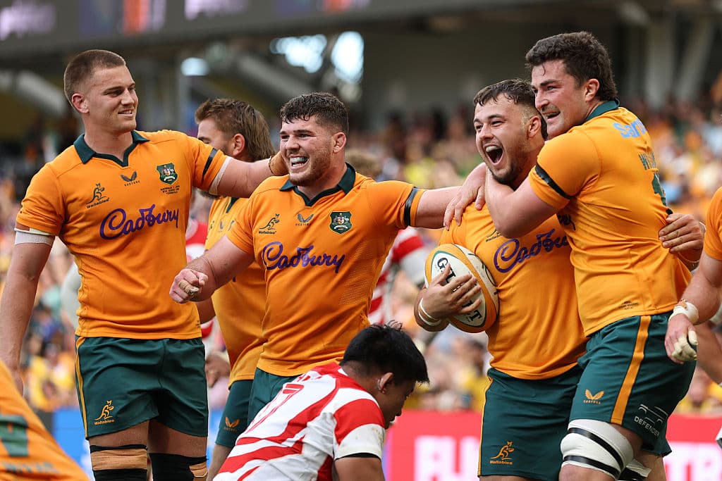 El pack de Wallabies arrasó a Japón con ocho tries en Townsville
