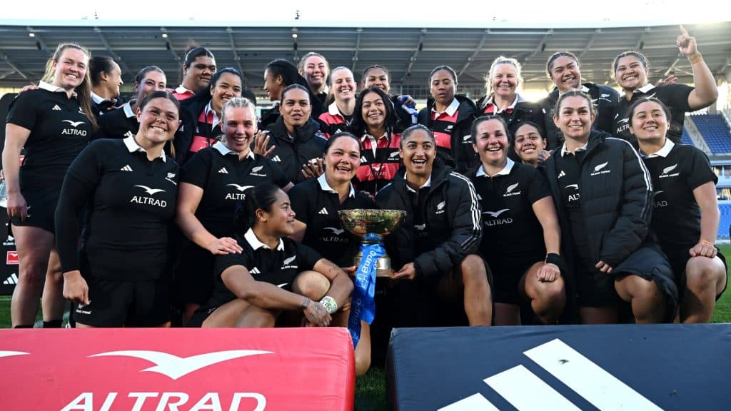 Black Ferns aplastaron a las Wallaroos con diez tries en Auckland