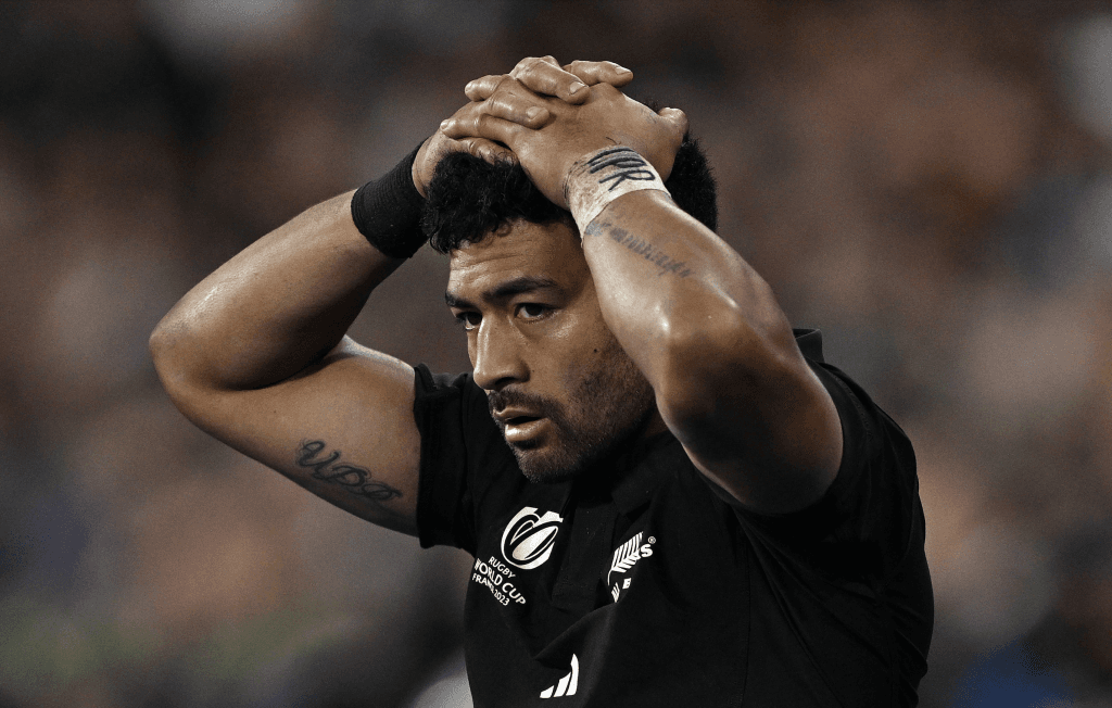 Richie Mo'unga valora el crecimiento de Ruben Love en la disputa por el 10 de los All Blacks