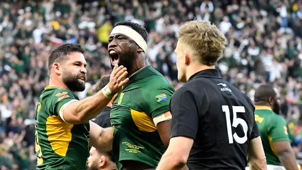 Rassie Erasmus explicó el reemplazo temprano de Siya Kolisi frente a los All Blacks