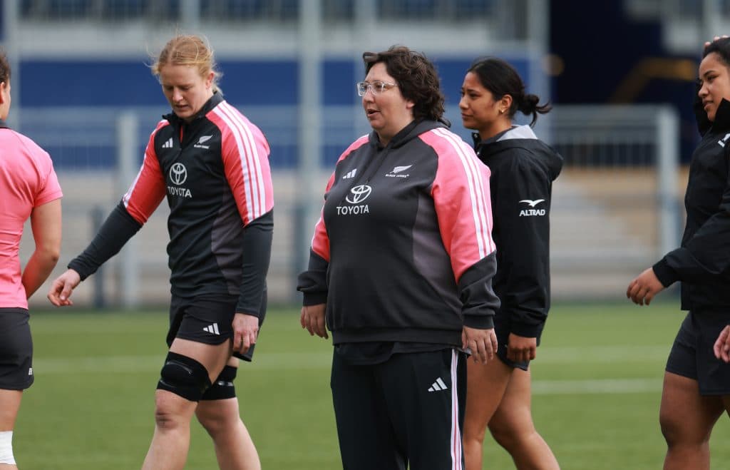Whitney Hansen destaca el avance de su equipo tras el póker de tries de Tuliau-Tua’a