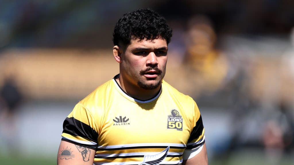 Du'Plessis Kirifi vuelve a los All Blacks con el respaldo de Dave Rennie