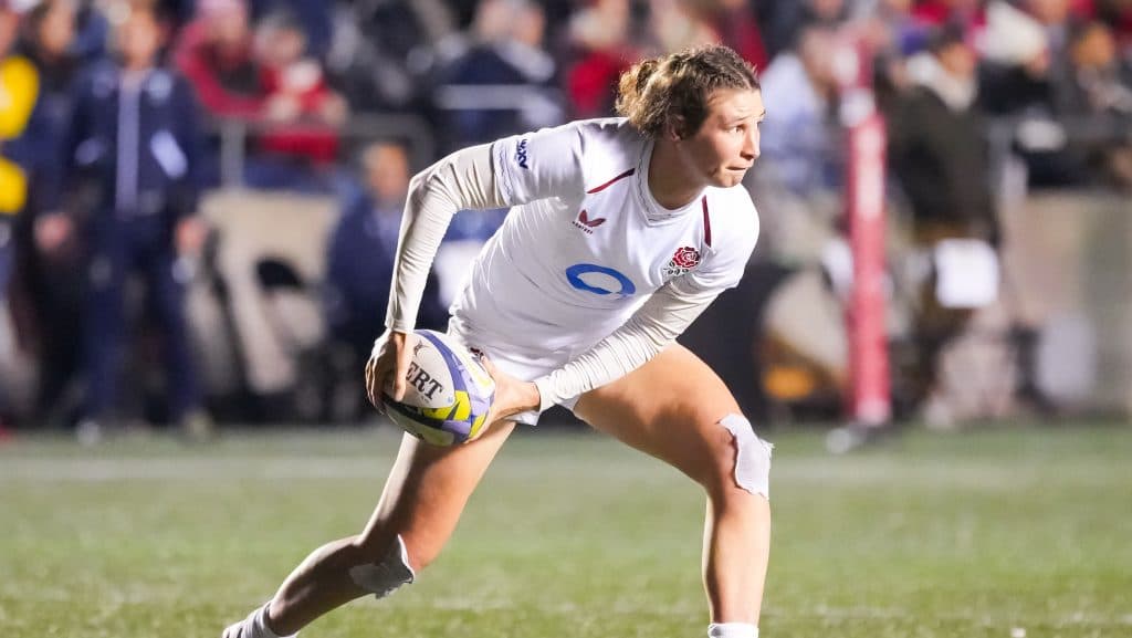 Flo Robinson será titular por primera vez con las Red Roses ante Estados Unidos