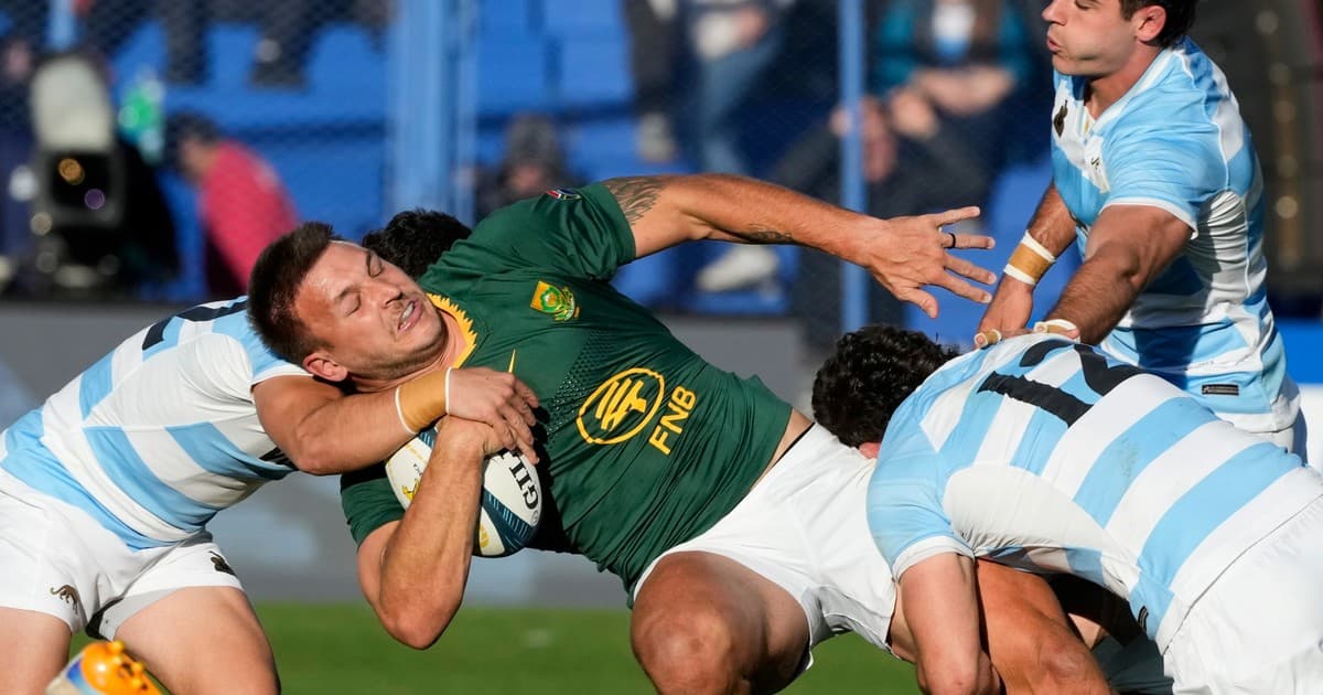 Rassie Erasmus elogió la actitud de Los Pumas y destacó el clima en el estadio